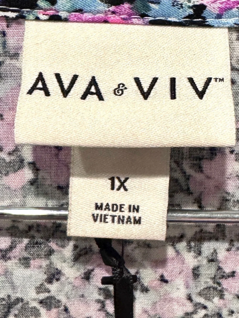 Ava & Viv Women’s Lavender Black Floral Long Sleeve V Neck Dress Size 1X NWT - Picture 9 of 10